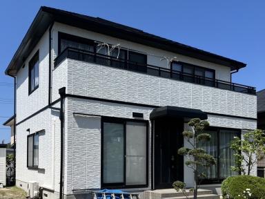 洲本市　K様邸　白い外観は明るく、さわやかな印象を与える外観に仕上がりました✨